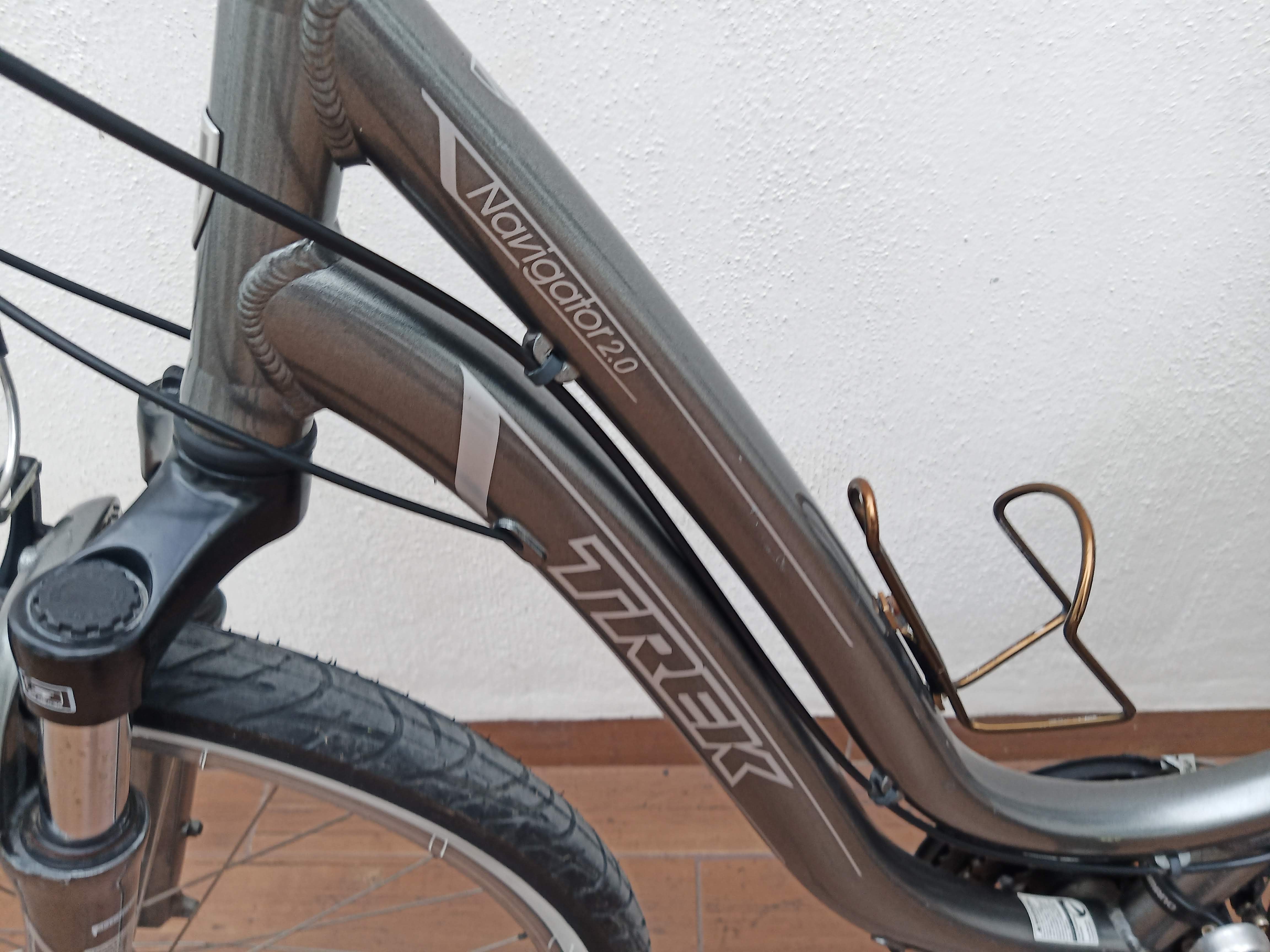 Bicicleta trek best sale navigator 2.0